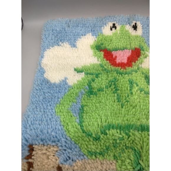 Vintage COMPLETE Caron Muppet Kermit the Frog Latch Hook Kit # K3170 Craft 1978 - Picture 2 of 6